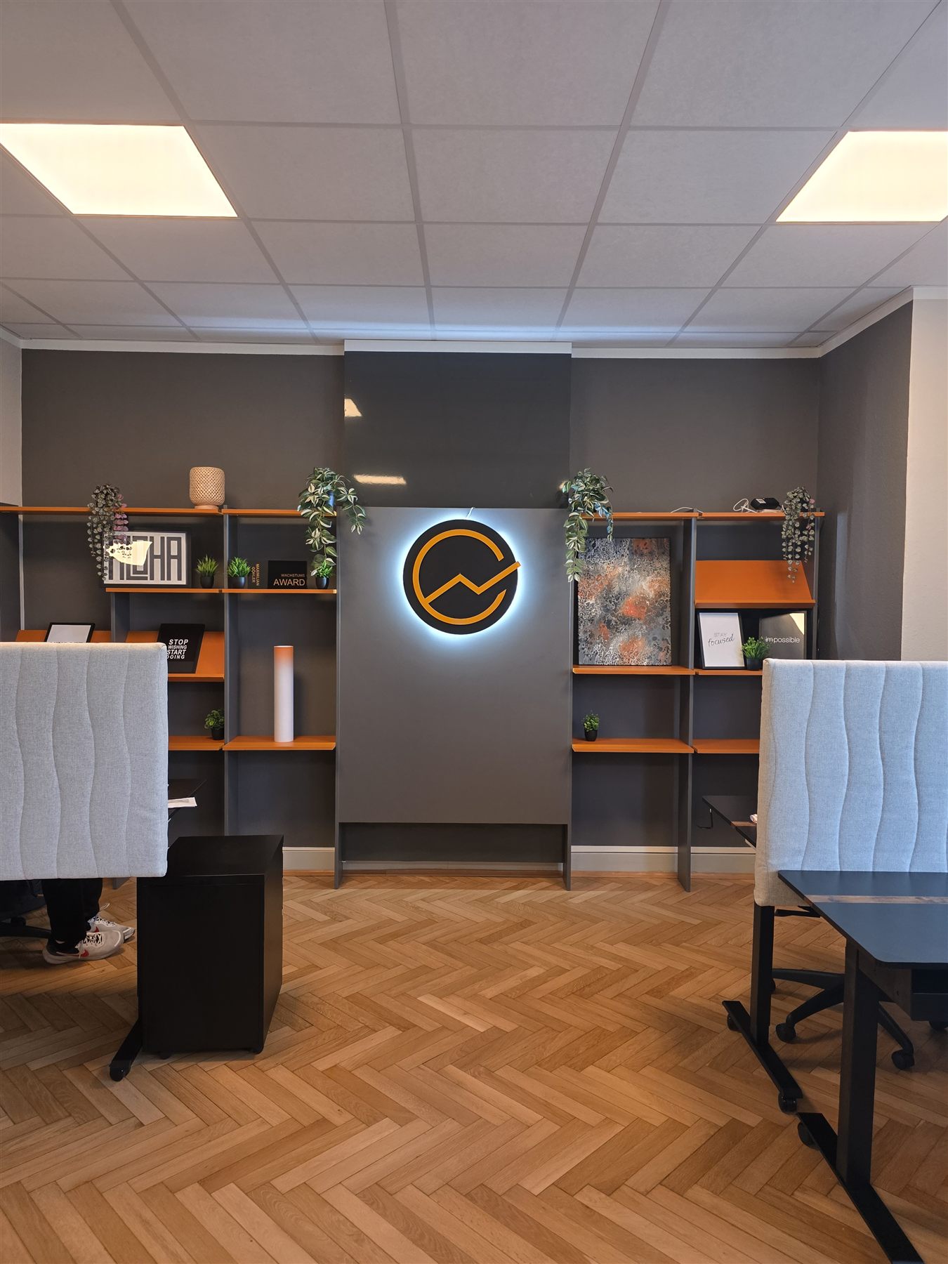 Empfangsbereich im Büro von Digitaler Unternehmenserfolg